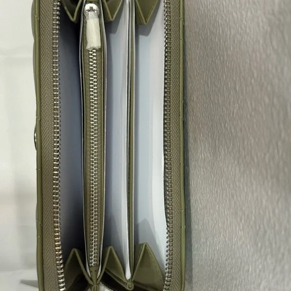 Coach Quilted Pillow Accordion Zip Wallet - Picture 5 of 5